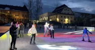 Sezon zimowy w gminie rozpoczęty - otwarto lodowisko - zdjęcie 3