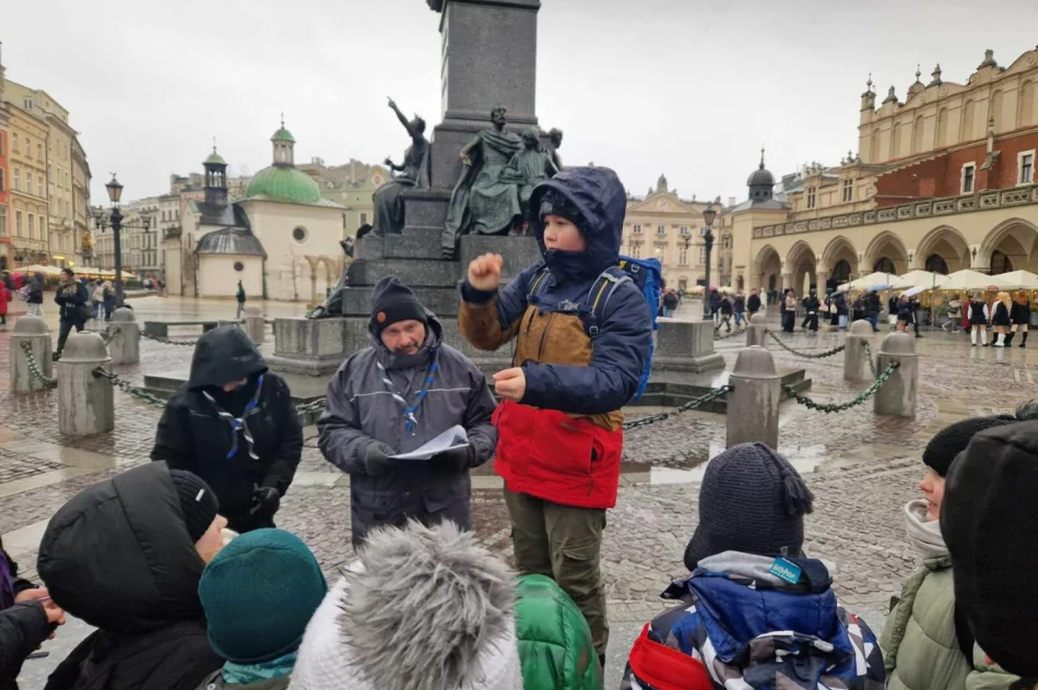 Harcerze z „Jedynki” zwyciężyli w grze miejskiej. Przywieźli Betlejemskie Światło Pokoju - zdjęcie 6