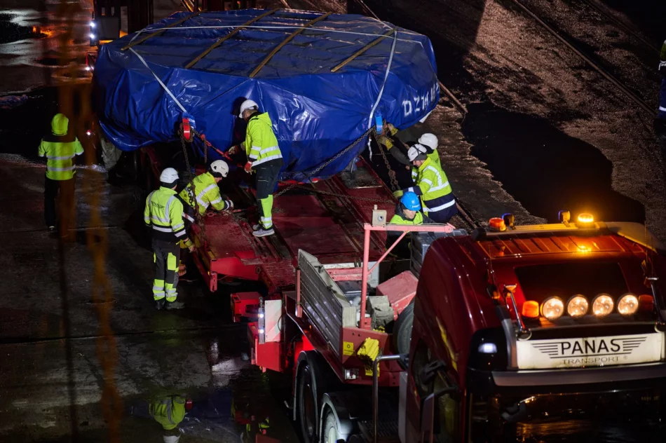 Maszyna TBM do tunelu Limanowa – Klęczany już w transporcie - zdjęcie 2