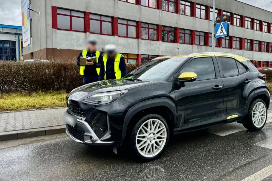 Potrącenie na przejściu i korki w całym mieście - zdjęcie 4