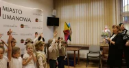 Przedszkolaki kolędowały w Urzędzie Miasta - zdjęcie 5