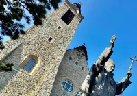 Biskup Tarnowski uhonorował kapłanów godnościami kanoników - zdjęcie główne