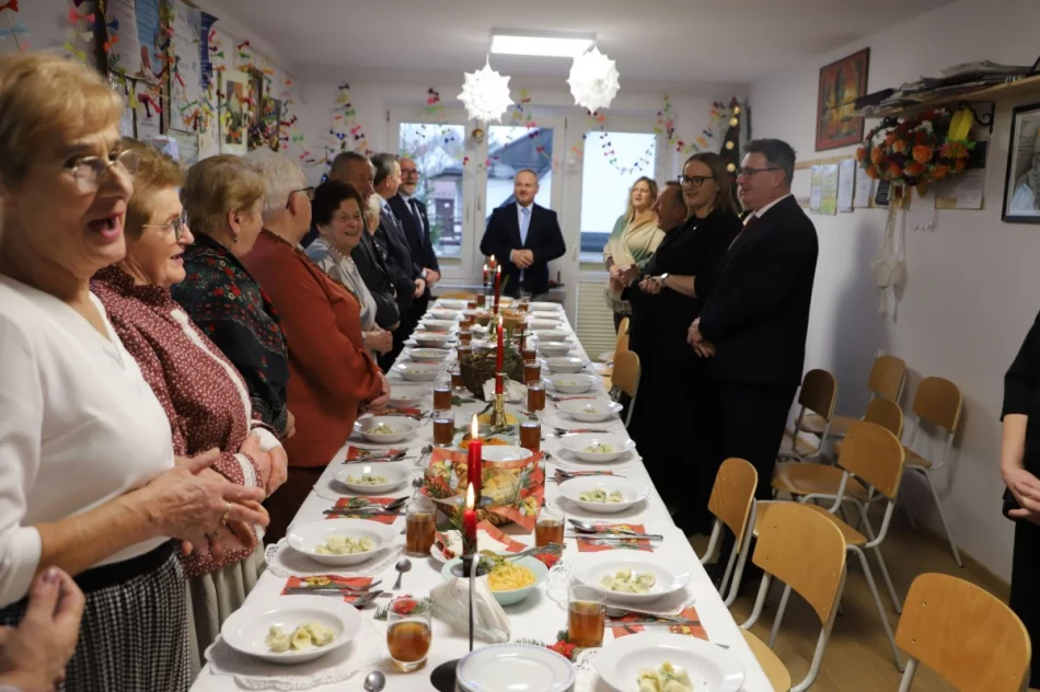 Zakończenie warsztatów dla seniorów (ZDJĘCIA) - zdjęcie 18