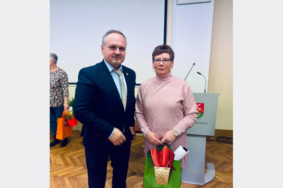 Świąteczne spotkanie z emerytowanymi urzędnikami - zdjęcie 12