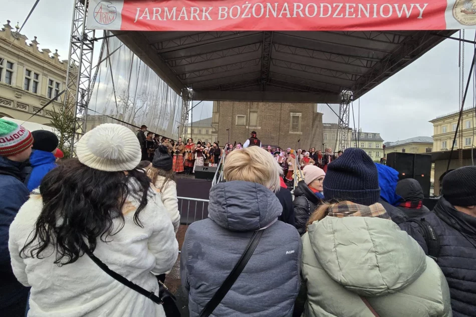 Limanowscy kupcy i artyści na krakowskim jarmarku  - zdjęcie 5