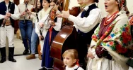 22 grudnia odbyła się Wigilia dla osób starszych i samotnych w parafii w Limanowej-Sowlinach - zdjęcie 5