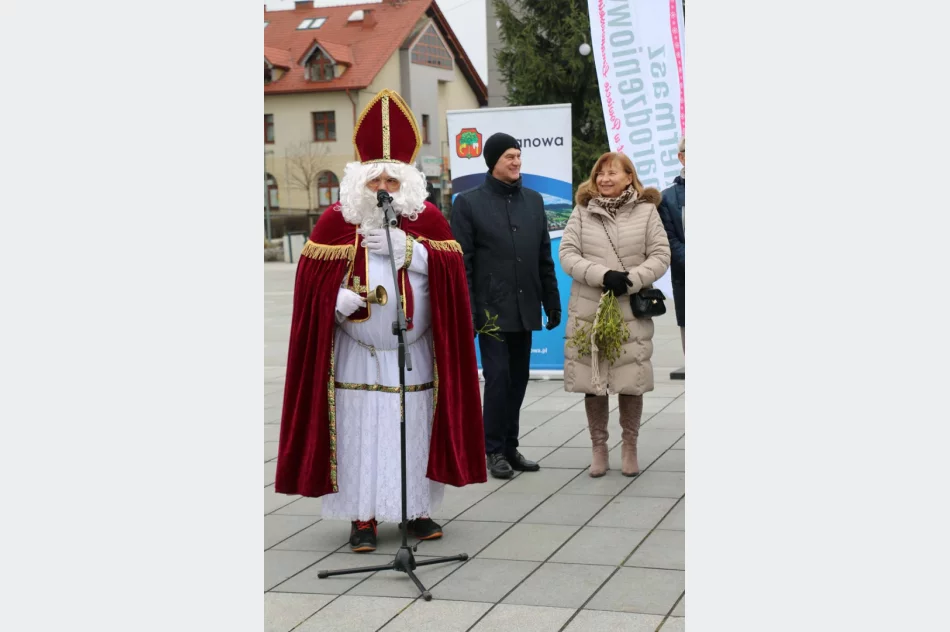 ​Kiermasz Bożonarodzeniowy na limanowskim rynku (ZDJĘCIA) - zdjęcie 14