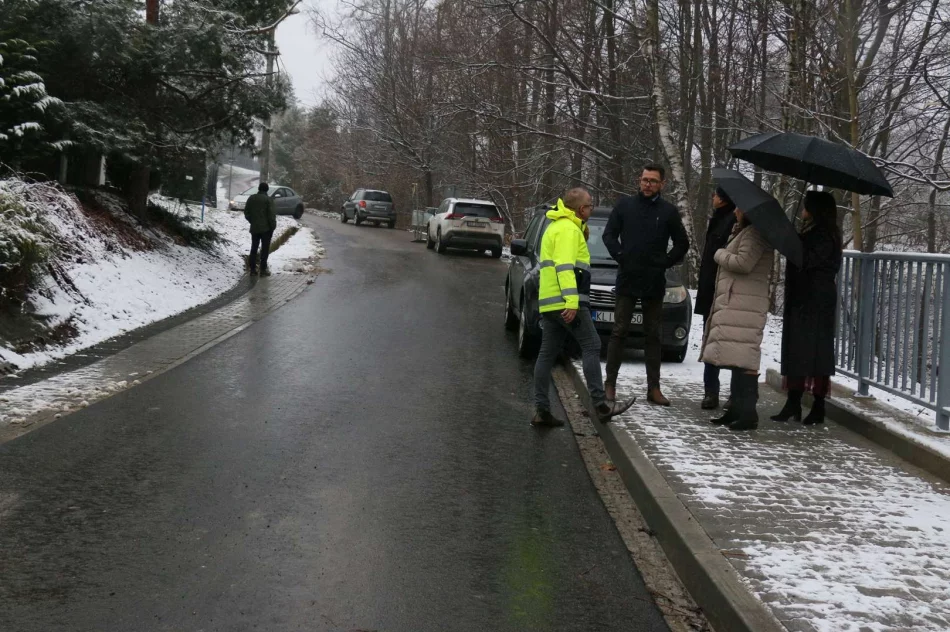 Odbiór osuwisk przy ulicach Bystrej i Walecznych - zdjęcie 4