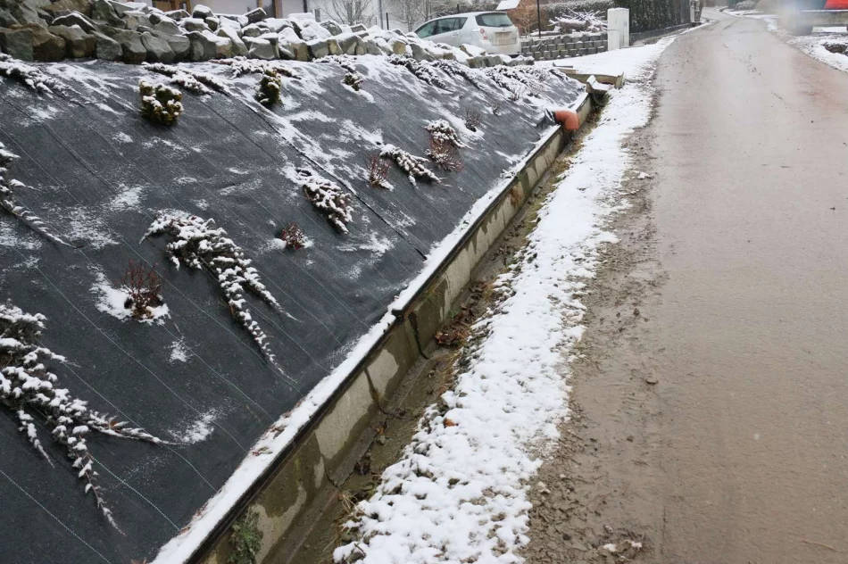 Odbiór osuwisk przy ulicach Bystrej i Walecznych - zdjęcie 11