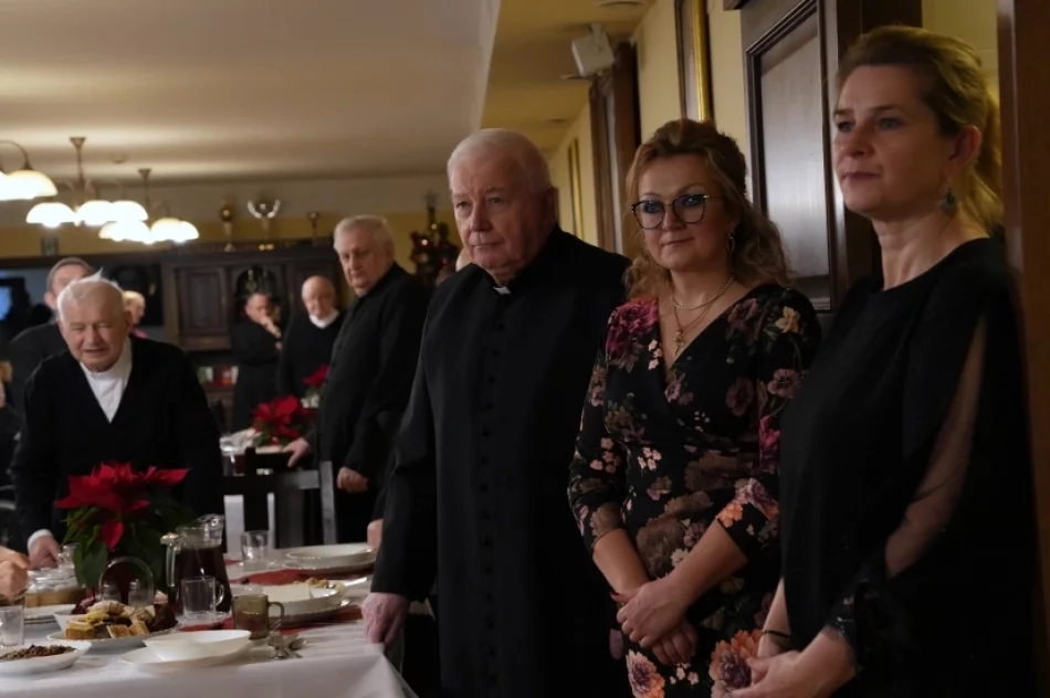 ​Spotkanie wigilijne bpa Andrzeja Jeża z księżmi emerytami - zdjęcie 5