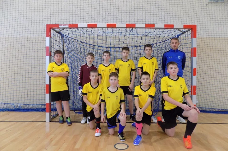 Młodziki na niebiesko: Limanovia, AP Mam Talent, Uran Łukowica - zdjęcie 3