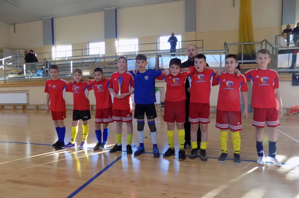 Młodziki na niebiesko: Limanovia, AP Mam Talent, Uran Łukowica - zdjęcie 7