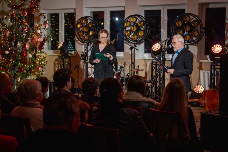 Zespół Pogwizdani kolędował w Szczawie! (ZDJĘCIA, WIDEO) - zdjęcie 5