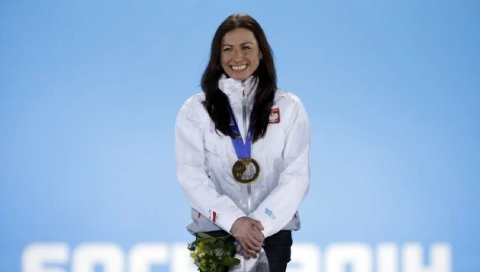 Olimpijska kurtka i spodnie Justyny Kowalczyk-Tekieli na licytacji - zdjęcie 1