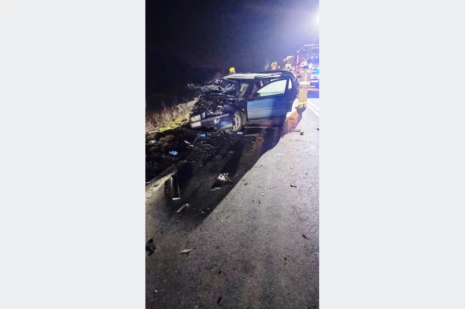 ​Tragiczny wypadek w Podrzeczu: pasażerka zmarła w szpitalu​ - zdjęcie 6