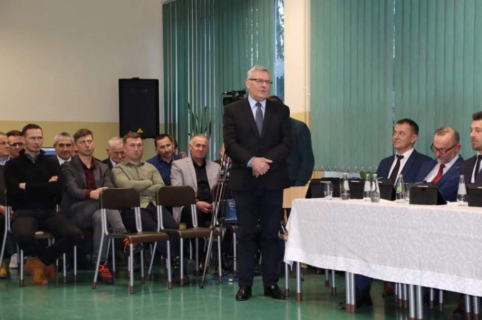 Radni jednogłośnie przyjęli budżet. Na inwestycje 13,5 mln zł - zdjęcie 3