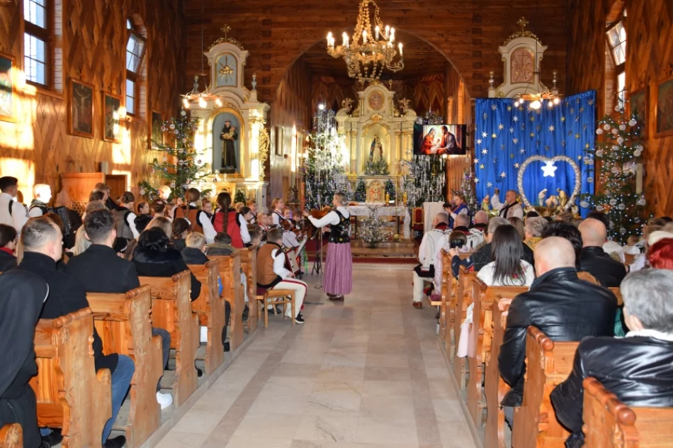 Radosne zakończenie roku z zagórzańską tradycją (ZDJĘCIA) - zdjęcie 13