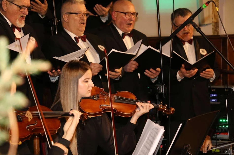 100 lecie Chóru Męskiego Bazyliki Matki Boskiej Bolesnej w Limanowej - zdjęcie 18