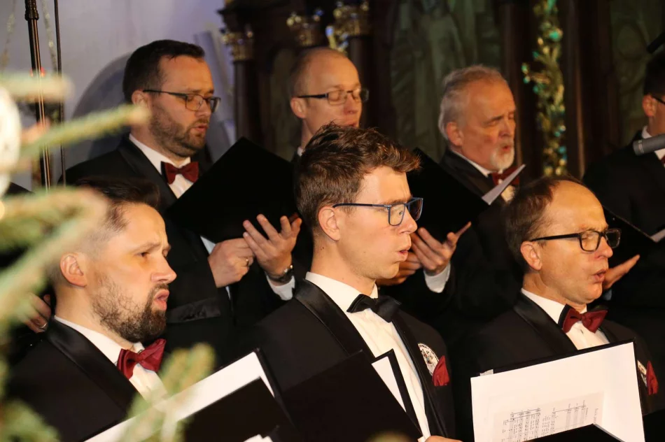 100 lecie Chóru Męskiego Bazyliki Matki Boskiej Bolesnej w Limanowej - zdjęcie 20