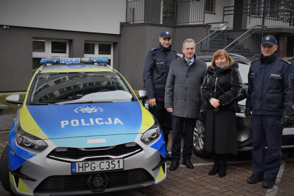 Trzy nowe radiowozy limanowskiej policji - wśród nich dwa nieoznakowane - zdjęcie 8