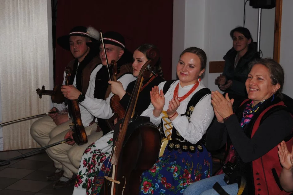 Noworoczny Koncert im. Konrada Nawary i akcja charytatywna - zdjęcie 3