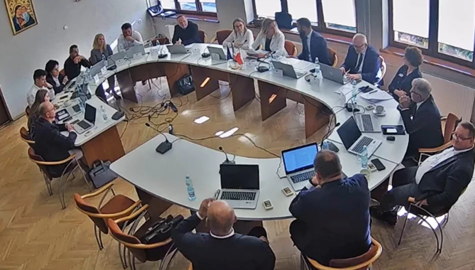 Jutro kolejna próba odwołania przewodniczącej - zdjęcie 1