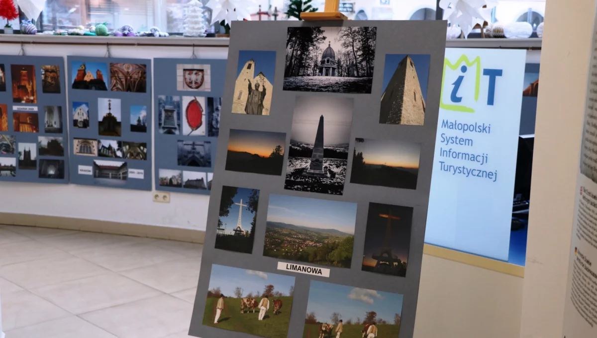 Wernisaż wystawy fotografii/fot.: PCIT Limanowa