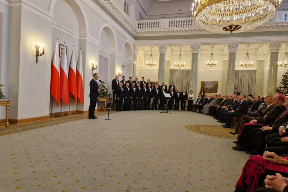 Chór Męski działający przy Bazylice Matki Boskiej Bolesnej w Pałacu Prezydenckim - zdjęcie 11