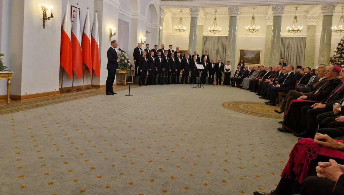 Chór Męski z Limanowej wystąpił u pary prezydenckiej/fot.: UM Limanowa