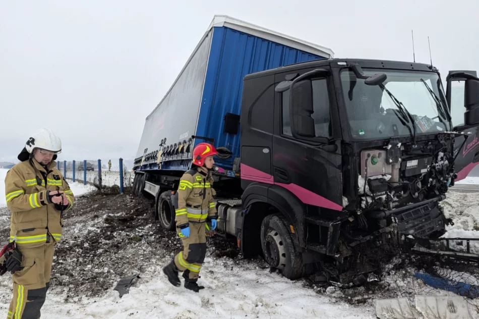 Śmiertelny wypadek na drodze krajowej nr 75 (ZDJĘCIA) - zdjęcie 5