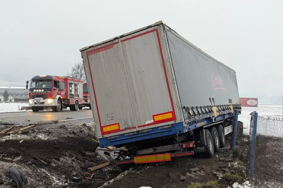 Śmiertelny wypadek na drodze krajowej nr 75 (ZDJĘCIA) - zdjęcie 16