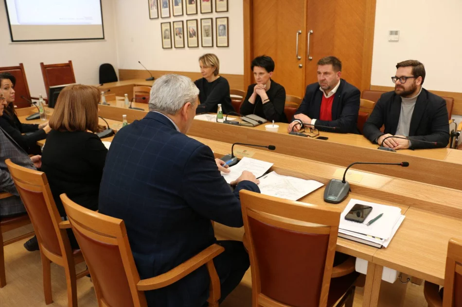 Projekt obwodnicy i budowa ronda tematami rozmów z GDDKiA - zdjęcie 2