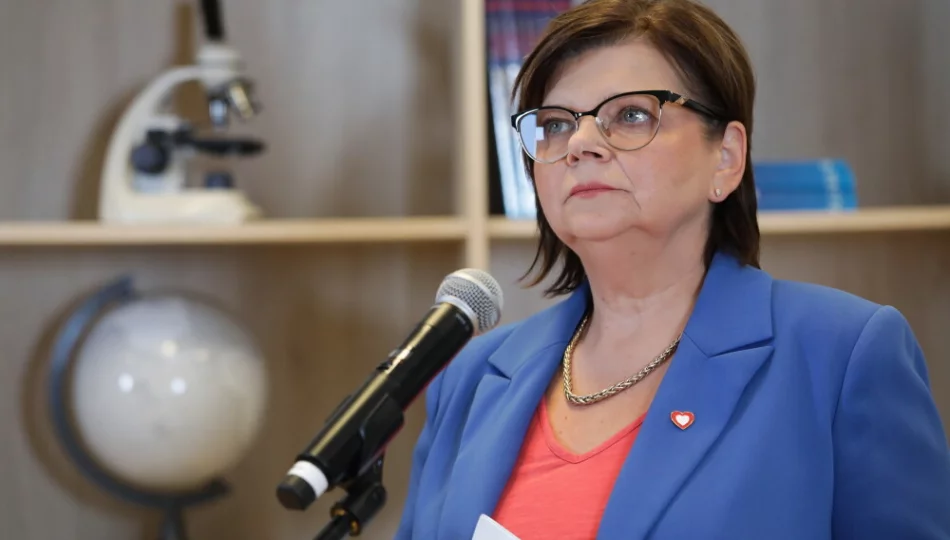 Rząd zajmie się zakazem sprzedaży nieletnim e-papierosów bez nikotyny - zdjęcie 1