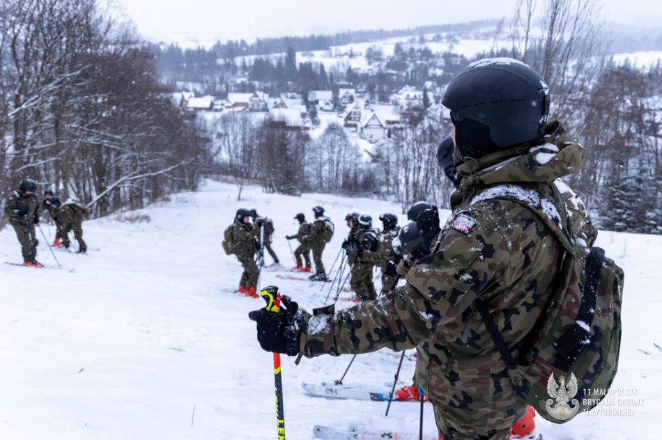 Żołnierskie szkolenie na nartach skiturowych - zdjęcie 6