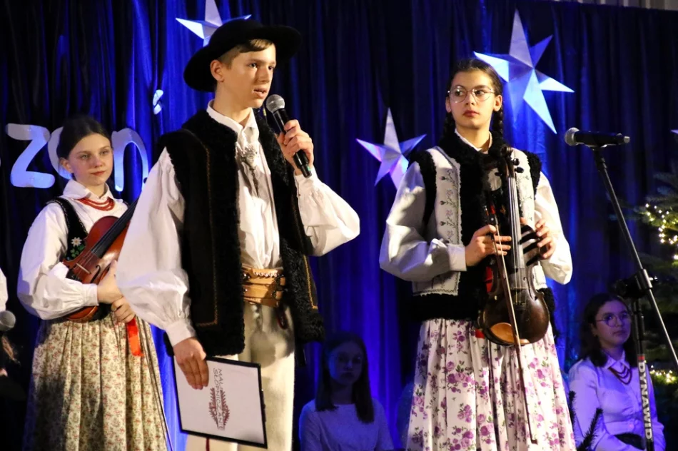 Jubileusz 25-lecia dziecięcego zespołu regionalnego (ZDJĘCIA) - zdjęcie 4