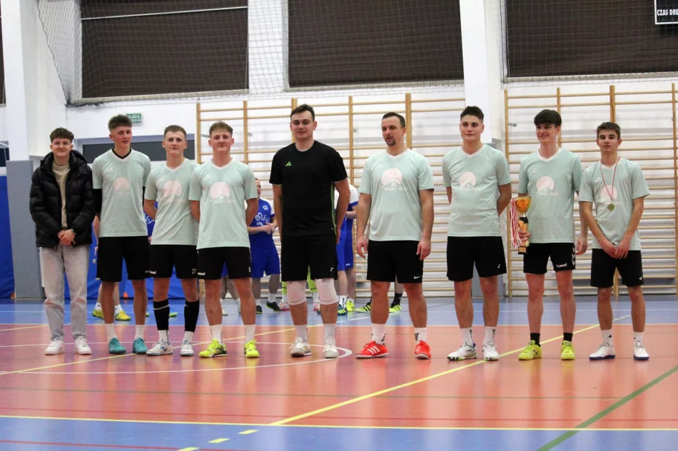 Zimowy Puchar Futsalu: rozstrzygnięto drugi turniej - zdjęcie 2