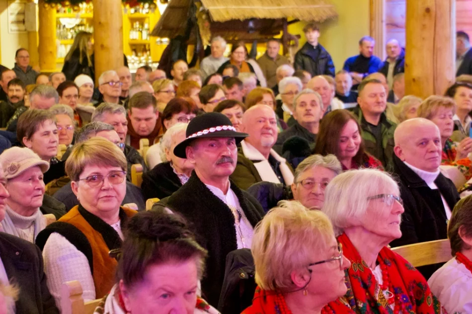Karol Nawrocki spotkał się z mieszkańcami Limanowszczyzny (ZDJĘCIA, WIDEO) - zdjęcie 6