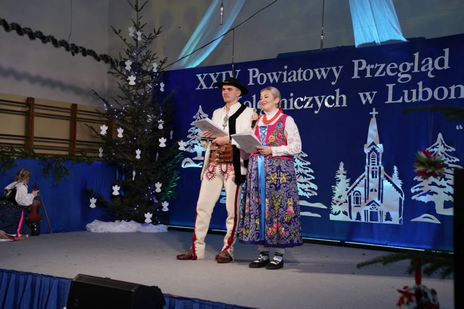 Powiatowy Przegląd Zespołów Kolędniczych – wyniki (ZDJĘCIA) - zdjęcie 12