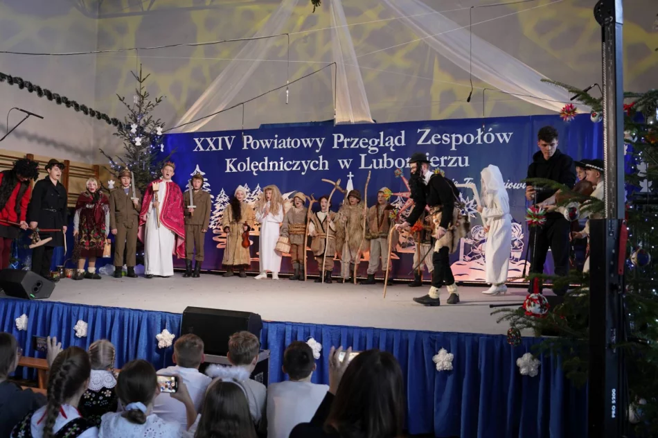 Powiatowy Przegląd Zespołów Kolędniczych – wyniki (ZDJĘCIA) - zdjęcie 18