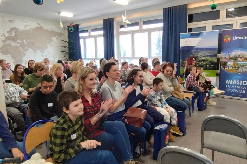 Radość, sztuka i integracja – XII Miejsko-Gminny Konkurs Plastyczny dla dzieci z niepełnosprawnościami - zdjęcie 12