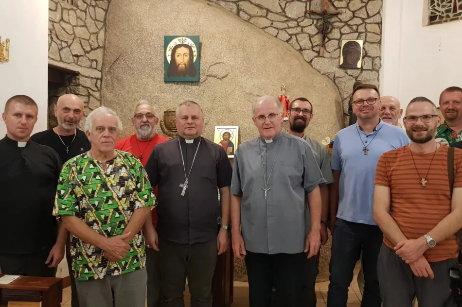 Rozpoczęła się wizyta biskupa u misjonarzy w Republice Środkowoafrykańskiej - zdjęcie 5