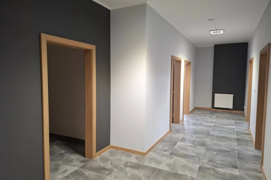 Kontrowersje wokół przebudowy urzędu – komentarze wójta i radnych - zdjęcie 14