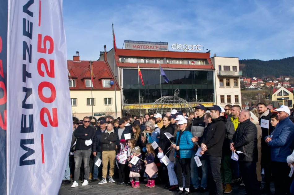 Sławomir Mentzen spotkał się z wyborcami w Limanowej (ZDJĘCIA, WIDEO) - zdjęcie 6