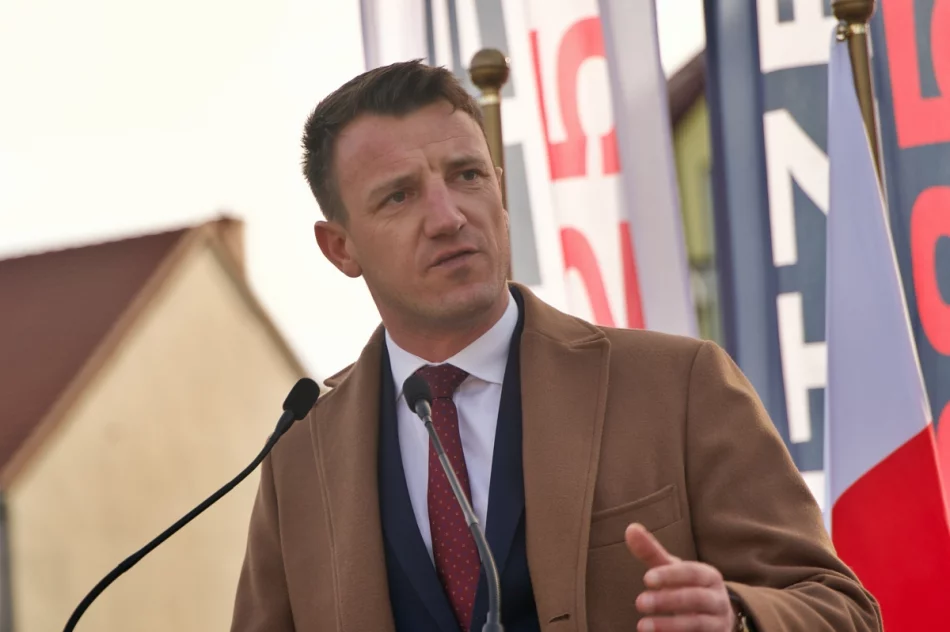 Sławomir Mentzen spotkał się z wyborcami w Limanowej (ZDJĘCIA, WIDEO) - zdjęcie 12