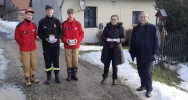 Młodzi druhowie zamontowali czujniki czadu i dymu - zdjęcie 3