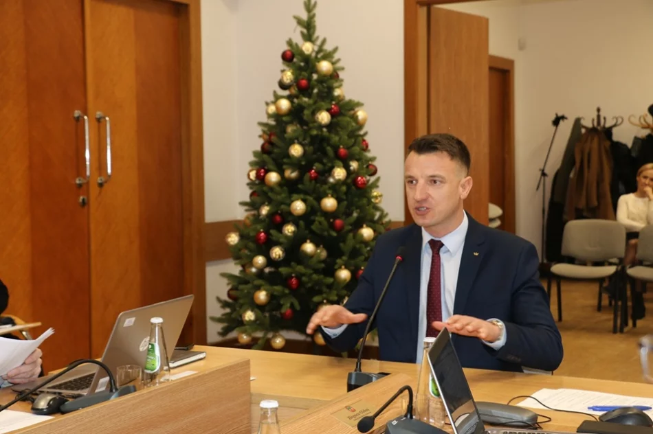 31 stycznia | XI Sesja Rady Miasta Limanowa - zdjęcie 7
