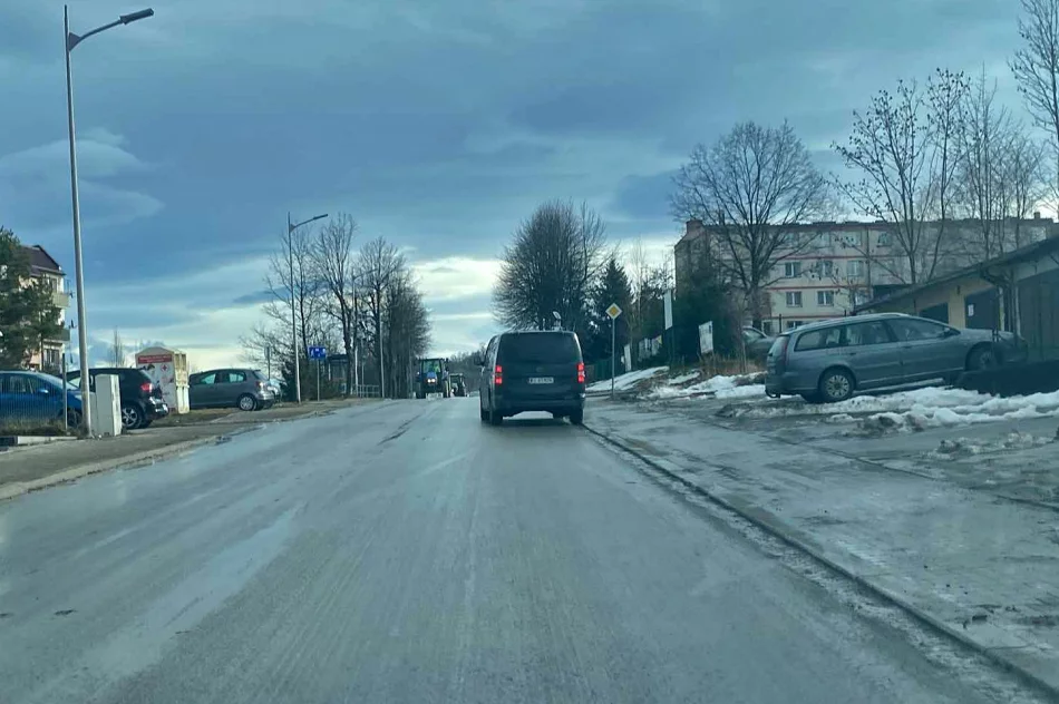 Błoto na drogach miasta. Brak reakcji służb? - zdjęcie 6