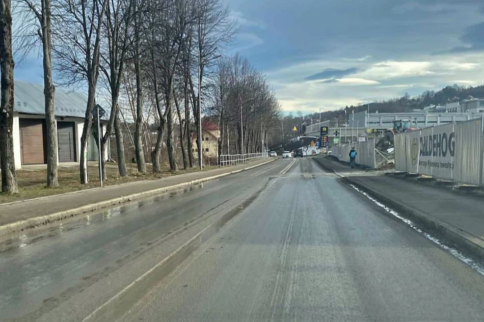 Błoto na drogach miasta. Brak reakcji służb? - zdjęcie 7