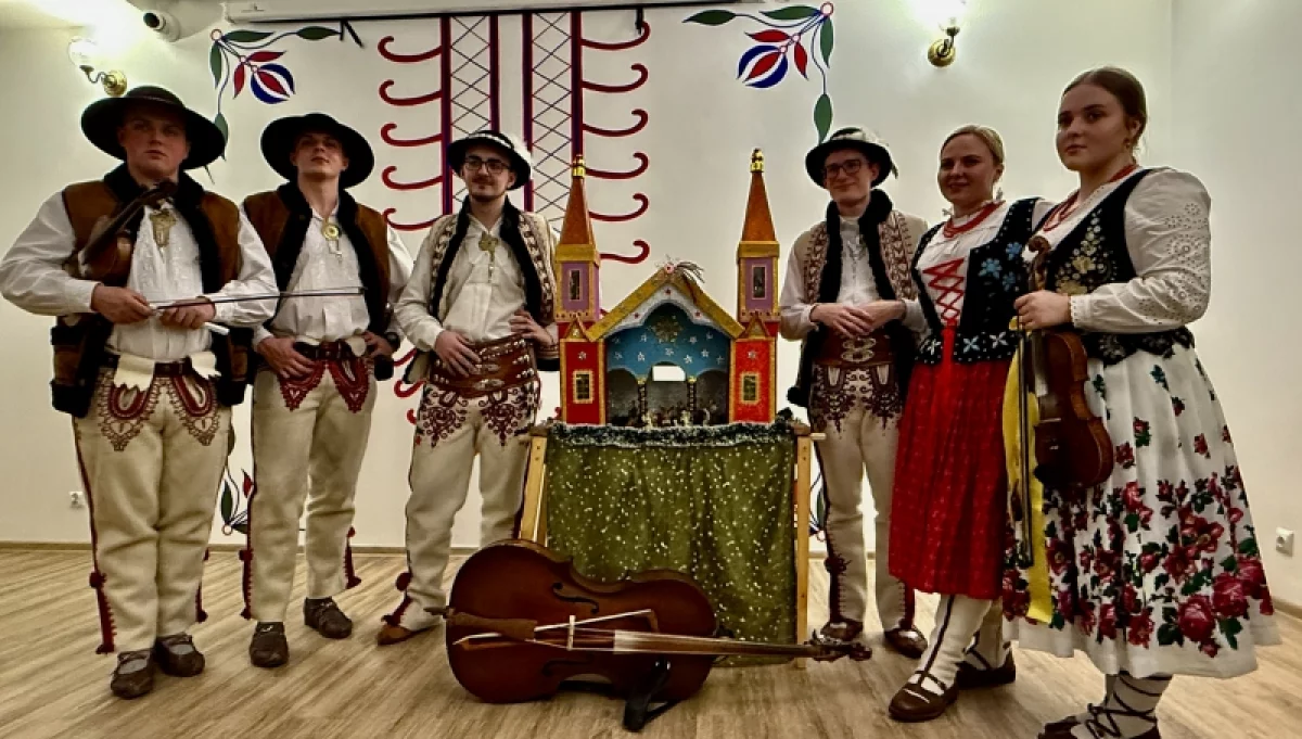 Szopka lalkowa z Kasinki Małej/fot.: UG Mszana Dolna
