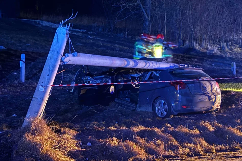 Tragedia podczas wyprzedzania na DK 28 - kierowca samochodu zmarł na miejscu - zdjęcie 2